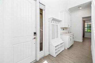 601 SE Fascino Cir in Port St. Lucie, FL - Building Photo - Building Photo