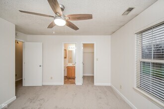 5378 Milhouse Rd in Indianapolis, IN - Building Photo - Building Photo