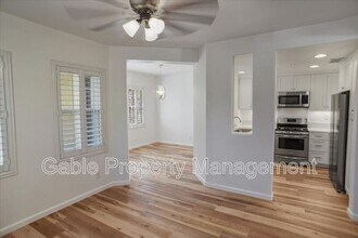 28279 Canterbury Ct in Santa Clarita, CA - Building Photo - Building Photo