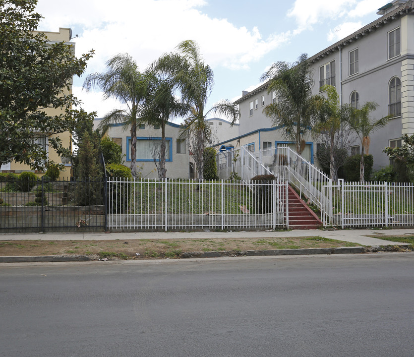 836 S Catalina St in Los Angeles, CA - Foto de edificio