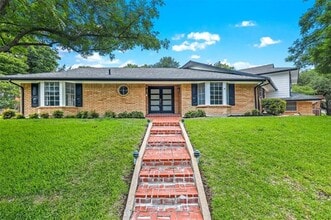 5155 Briarwood Ln in Fort Worth, TX - Building Photo - Building Photo