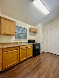 2090 Dara Ln in San Marcos, TX - Foto de edificio - Building Photo