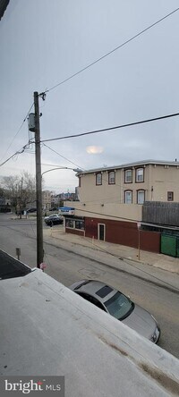 1321 N 49th St photo'