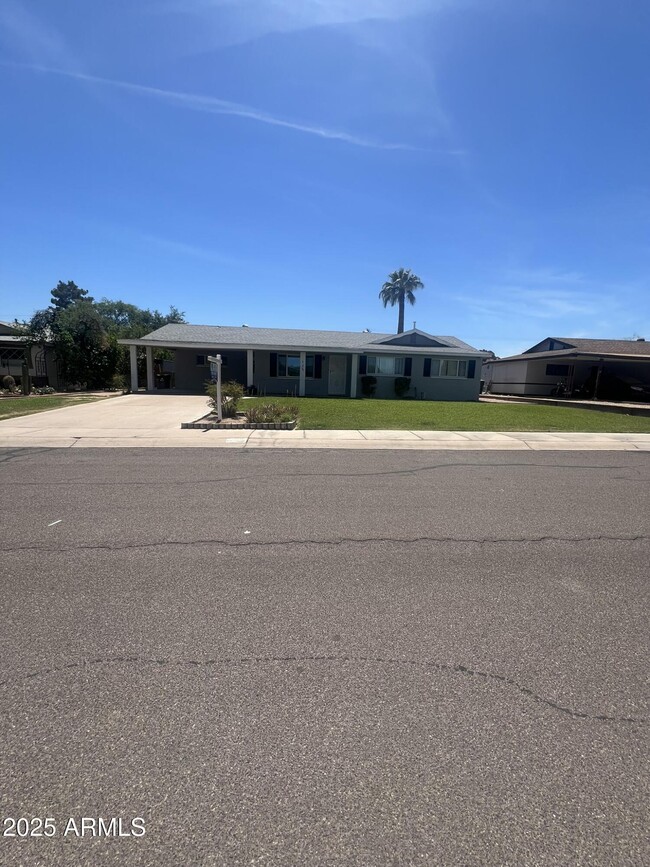 property at 125 E Papago Dr