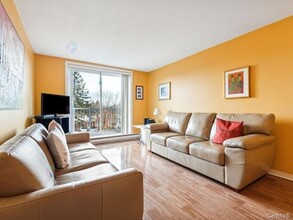 23 Rue de la Soeur-Jeanne-Marie-Chavoin in Gatineau, QC - Building Photo - Building Photo