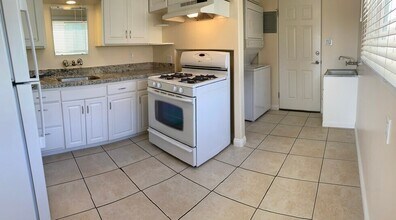 323 Bond St, Unit 323 Bond Street in Redlands, CA - Building Photo - Building Photo