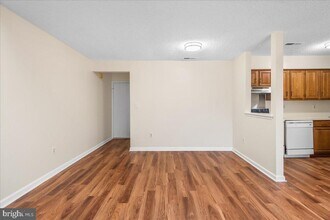 2304 Aspen Dr in Plainsboro, NJ - Building Photo - Building Photo