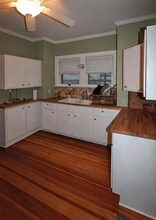 705 W 3rd St in Dubuque, IA - Building Photo - Building Photo