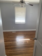 1915 Headland Dr in East Point, GA - Building Photo - Building Photo