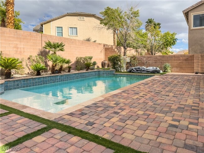 property at 3384 Jasmine Vine Ct