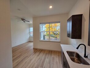 478 S Main St in Independence, OR - Building Photo - Building Photo