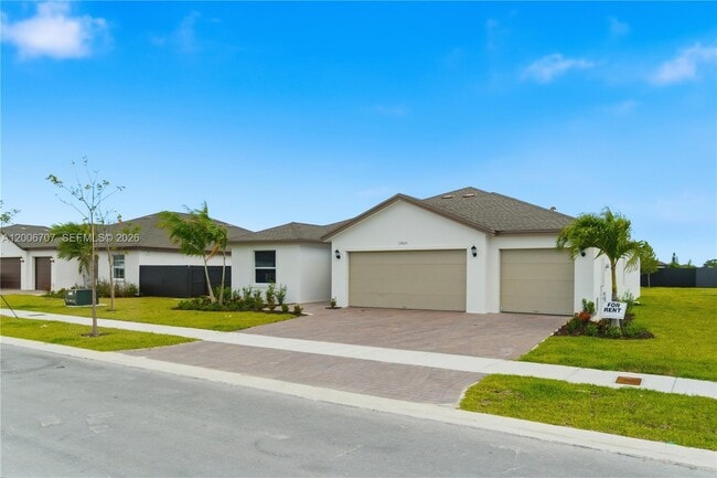 17435 SW 285th St in Homestead, FL - Building Photo - Building Photo
