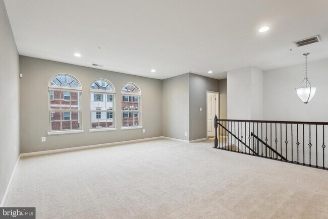 6425 Alan Linton Blvd E in Frederick, MD - Building Photo - Building Photo