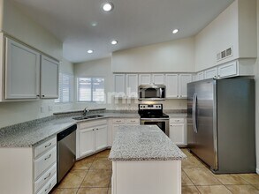 8748 W Acapulco Ln in Peoria, AZ - Building Photo - Building Photo