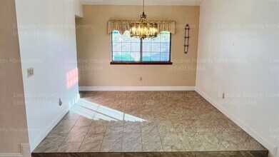 3708 Poe Ln in Bakersfield, CA - Building Photo - Building Photo