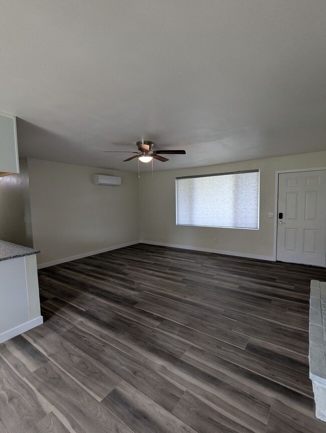 794 NE Craig St in Myrtle Creek, OR - Building Photo - Building Photo