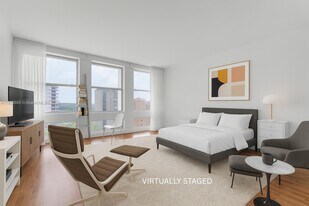 700 Biltmore Way in Coral Gables, FL - Building Photo