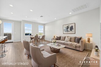 611 Jade St in Petaluma, CA - Building Photo - Building Photo