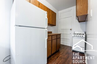 3026 N Halsted St in Chicago, IL - Building Photo
