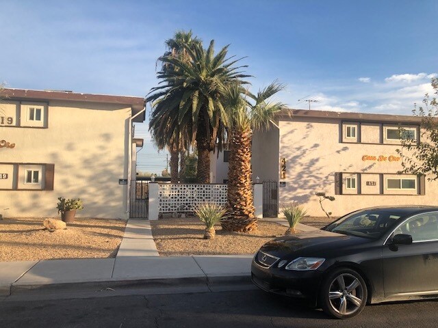 417 S 13th St in Las Vegas, NV - Building Photo - Building Photo