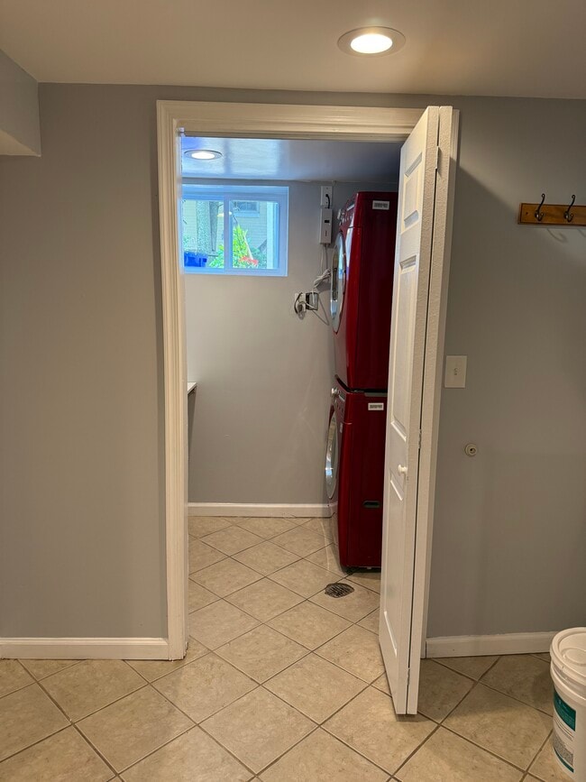 10118 Brunett Ave, Unit Basement in Silver Spring, MD - Building Photo - Building Photo
