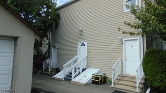 26 Harrison St, Unit 3 in Belleville, NJ - Building Photo