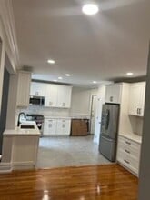 Kensington Court Apartments in Hempstead, NY - Foto de edificio - Building Photo
