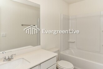 169 Snowdrop Ave in La Vergne, TN - Building Photo - Building Photo