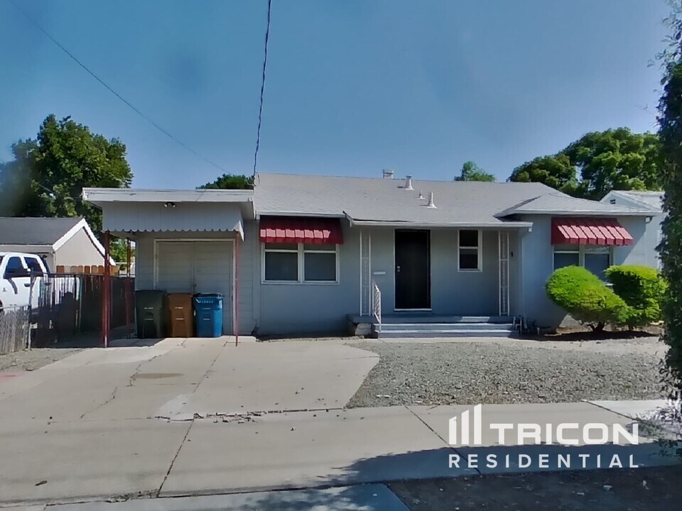1316 W 9th St in Antioch, CA - Building Photo