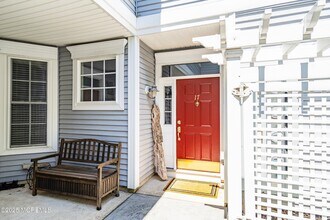 17 Skimmer Ln in Port Monmouth, NJ - Building Photo - Building Photo