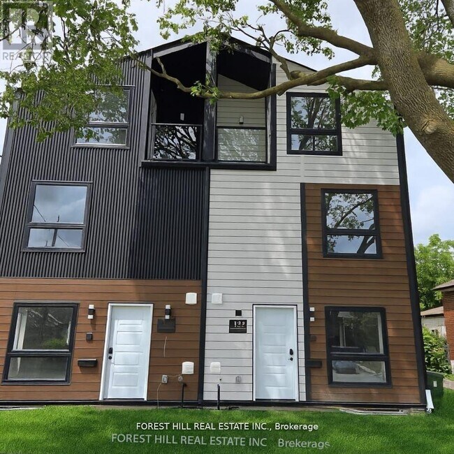 property at 52 Albright Ave