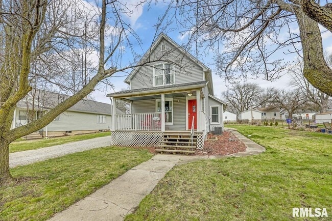 903 E Lake Ave in Peoria Heights, IL - Building Photo - Building Photo