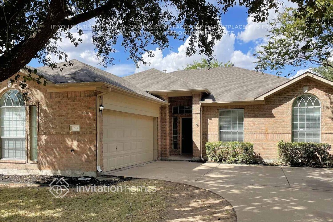 22826 Tara Way Dr in Katy, TX - Foto de edificio