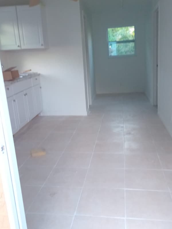 2579 Angler Dr in Delray Beach, FL - Foto de edificio - Building Photo