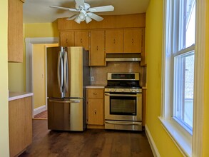 72 Clinton St, Unit 3 in Everett, MA - Building Photo - Building Photo