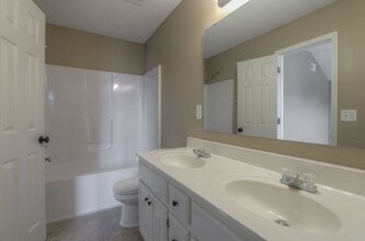 716 S Sumac St in Gardner, KS - Building Photo - Building Photo