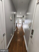 1105 Mt Vernon St in Philadelphia, PA - Building Photo