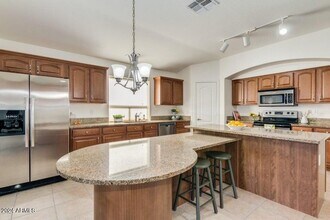 2812 E Questa Dr in Phoenix, AZ - Building Photo - Building Photo