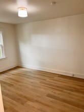 250 Saint Lawrence Ave, Unit Upper in Buffalo, NY - Building Photo - Building Photo