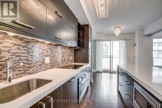 65 St Mary St in Toronto, ON - Building Photo - Building Photo