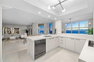 2100 N Ocean Blvd, Unit # 18D in Fort Lauderdale, FL - Building Photo - Building Photo