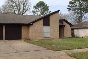 22322 Smokey Hill Dr in Katy, TX - Building Photo