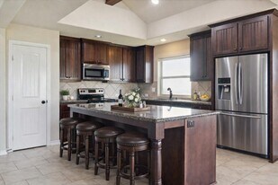 2407 Thuesen Rd in Beasley, TX - Building Photo