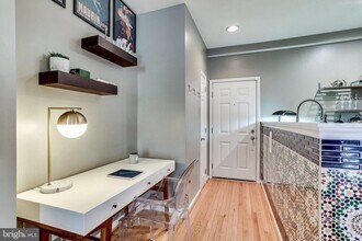 610 Irving St NW-Unit -104 in Washington, DC - Building Photo - Building Photo