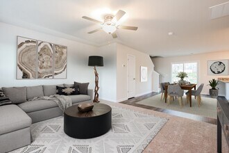 2094 Southlea Dr in Inman, SC - Building Photo - Building Photo