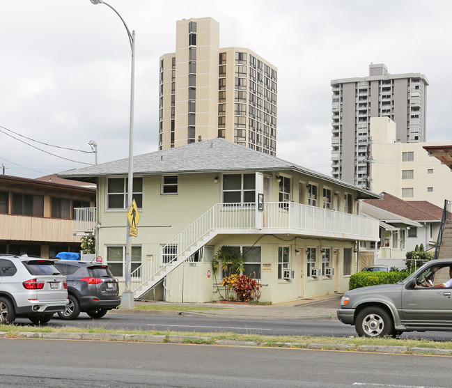 2138 Kapiolani Blvd in Honolulu, HI - Building Photo - Building Photo