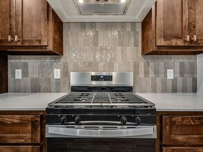 807 Azalea Farms Rd in Noble, OK - Building Photo - Building Photo