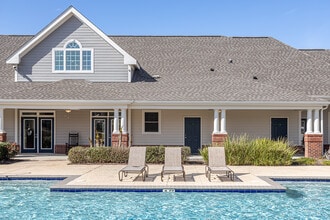 Houma Highlands in Houma, LA - Foto de edificio - Building Photo