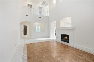 1339 Echo Creek St in Henderson, NV - Foto de edificio - Building Photo