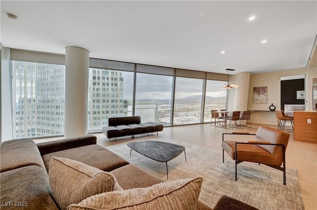 3722 Las Vegas Blvd S, Unit 2801 in Las Vegas, NV - Building Photo - Building Photo